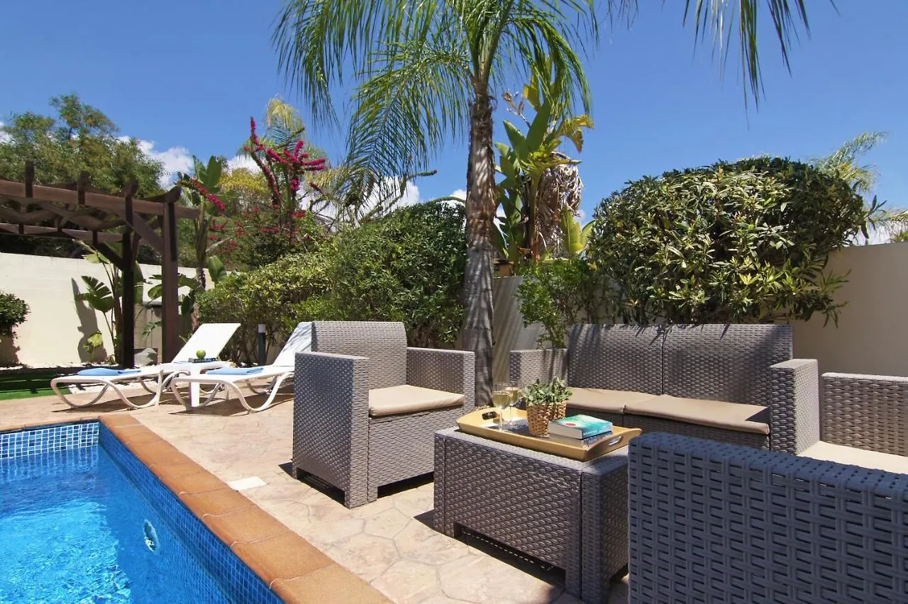 Nissi Adamite Villa Agia Napa Chipre