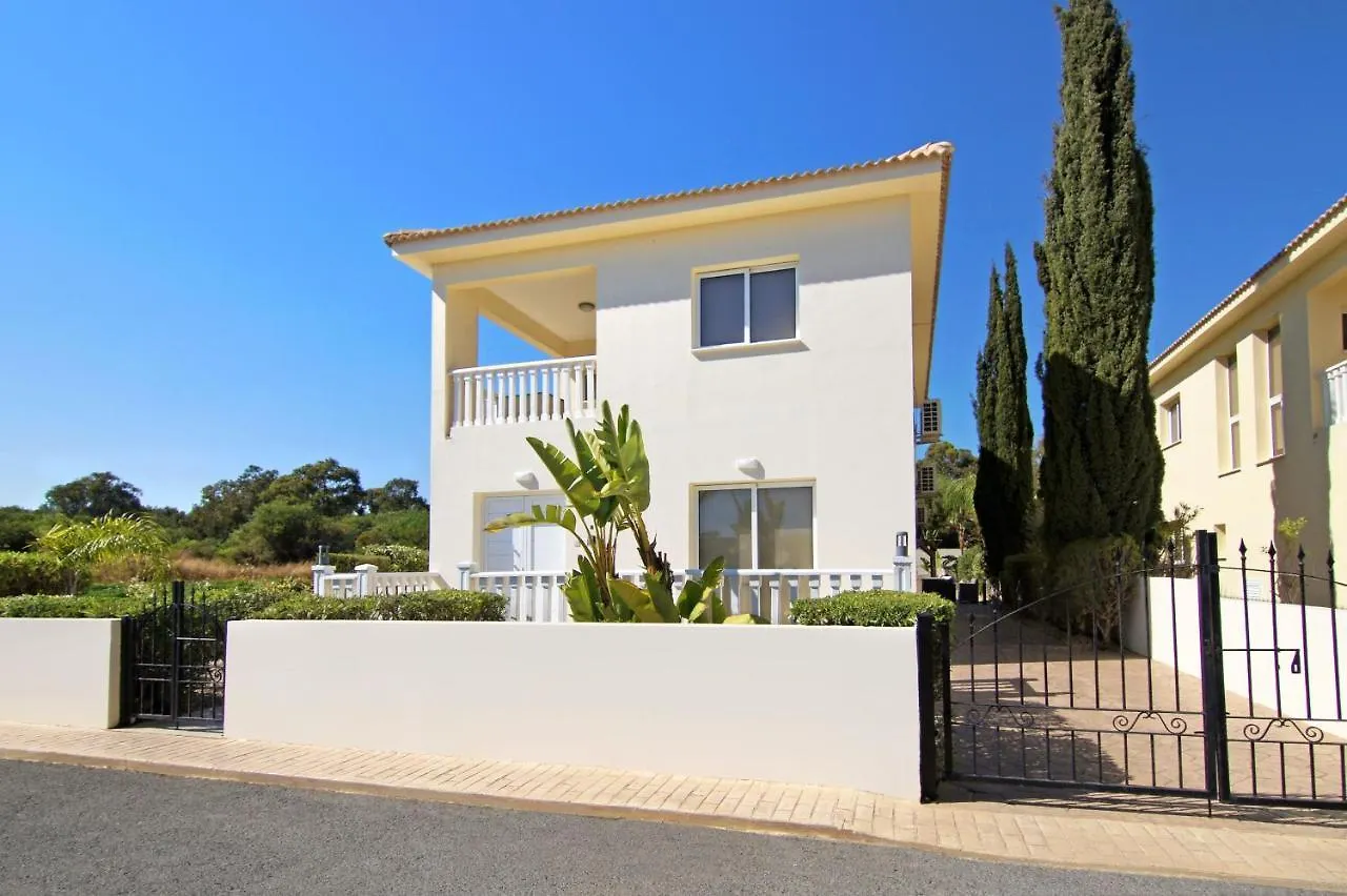 Casa de Férias Nissi Adamite Villa Agia Napa