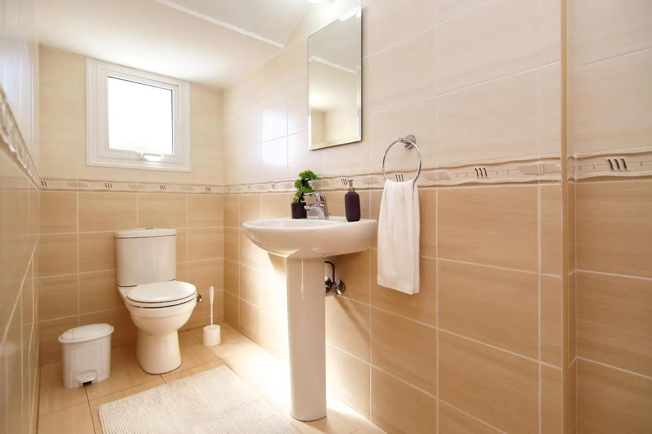 Casa de Férias Nissi Adamite Villa Agia Napa
