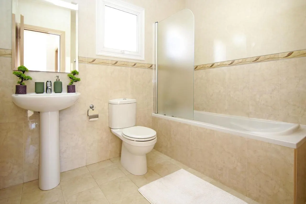 Nissi Adamite Villa Agia Napa 0*,