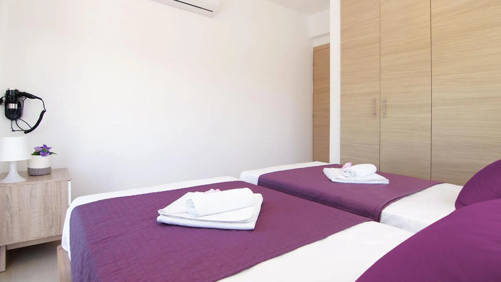 Casa de Férias Nissi Adamite Villa Agia Napa