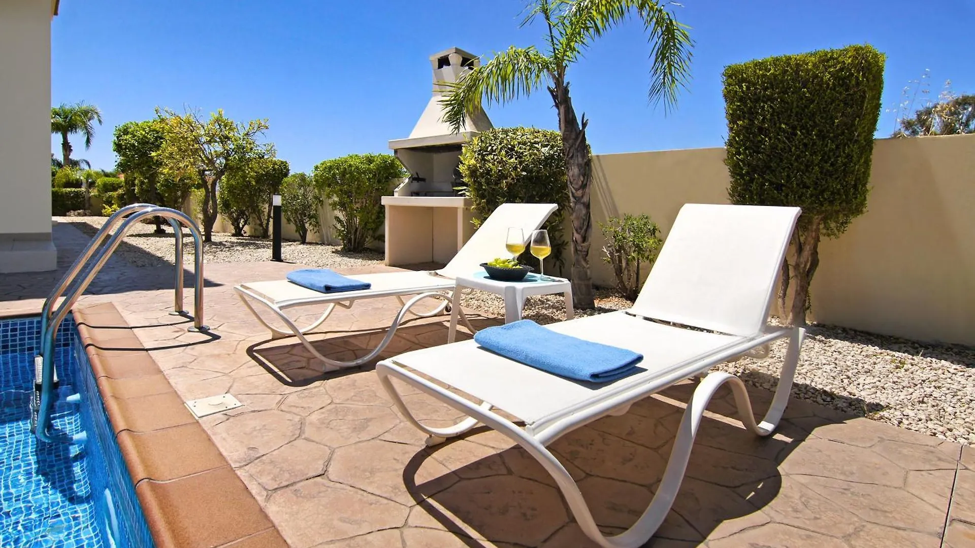 Nissi Adamite Villa Agia Napa 0*,  Chipre